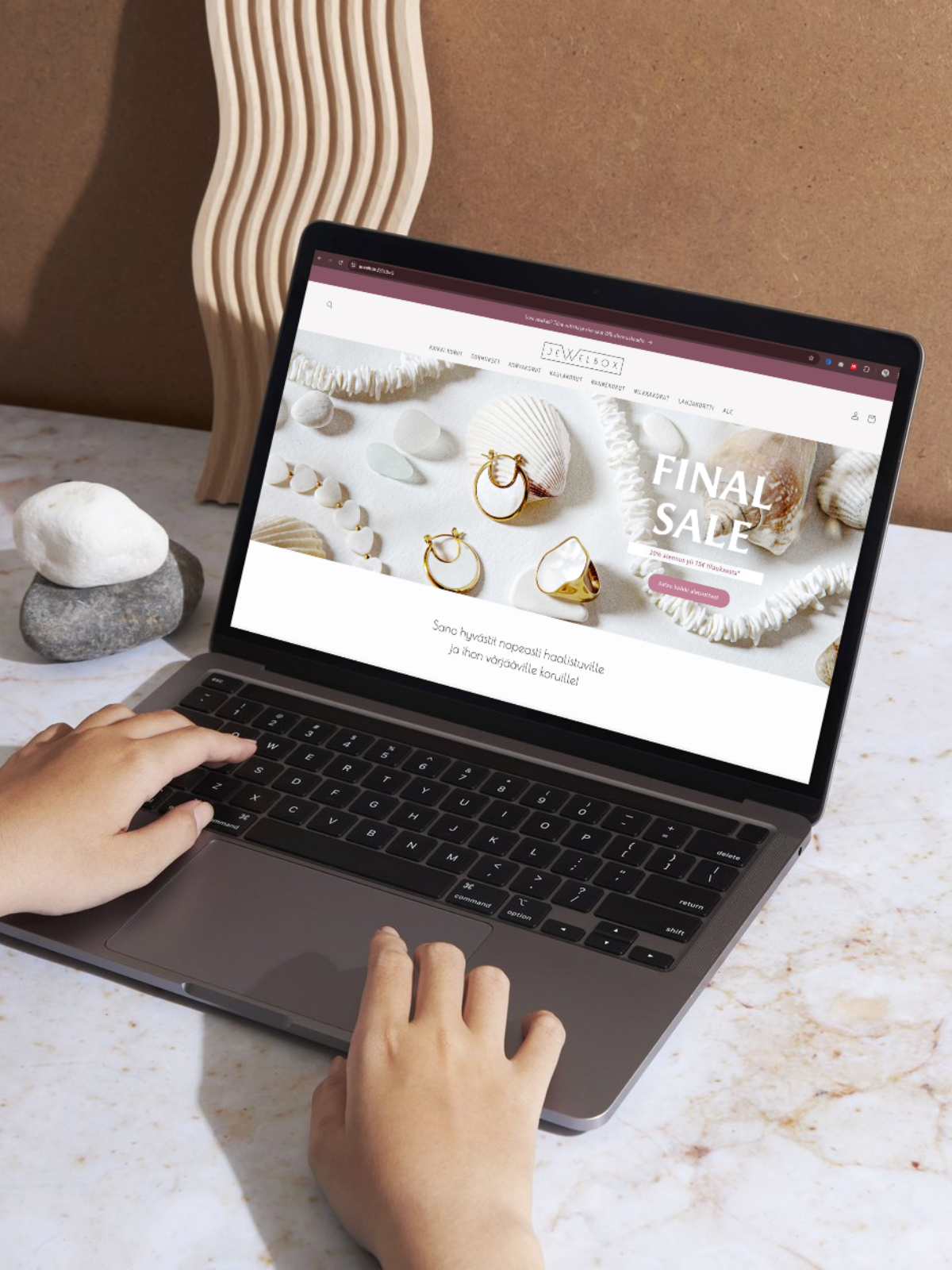 Jewelbox frontpage screenshot